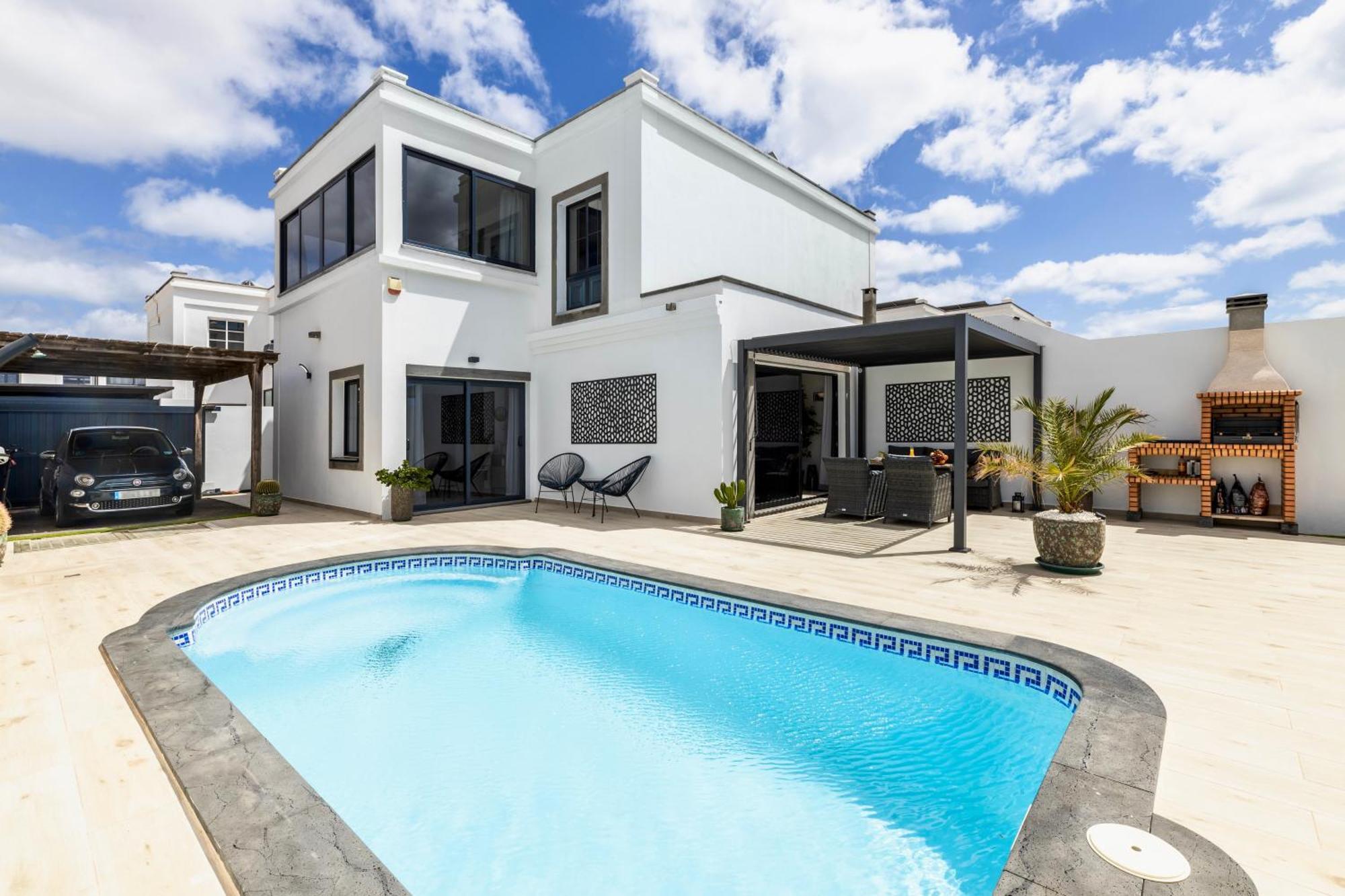 Villa Playa Blanca - Heated Pool, Aircon Экстерьер фото